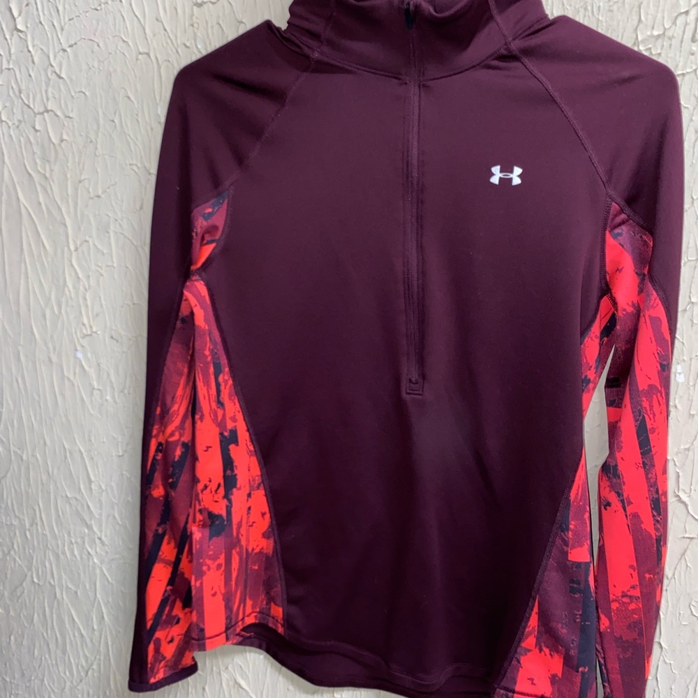 Under Armour Maroon & Red Athletic Pullover size medium